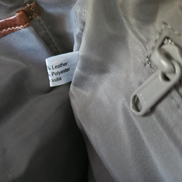 Lederbuck NWT Olga Large Soft Leather Triple Zip Sling Crossbody Shoulder Bag - Picture 10 of 15